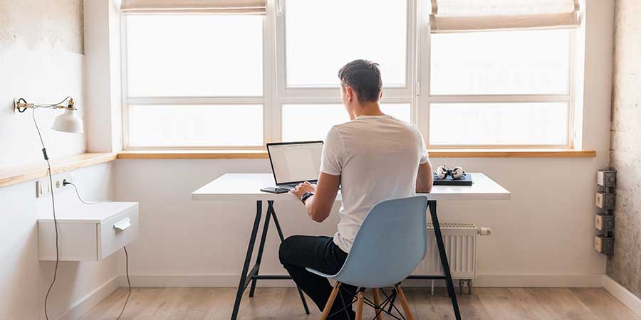 Estiramientos para antes, durante y después de la jornada de teletrabajo
